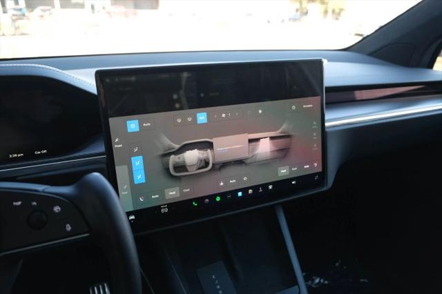 2023 Tesla Model X Plaid Tri Motor All-Wheel Drive