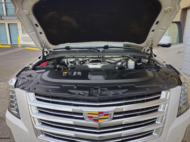 2016 Cadillac Escalade ESV Platinum