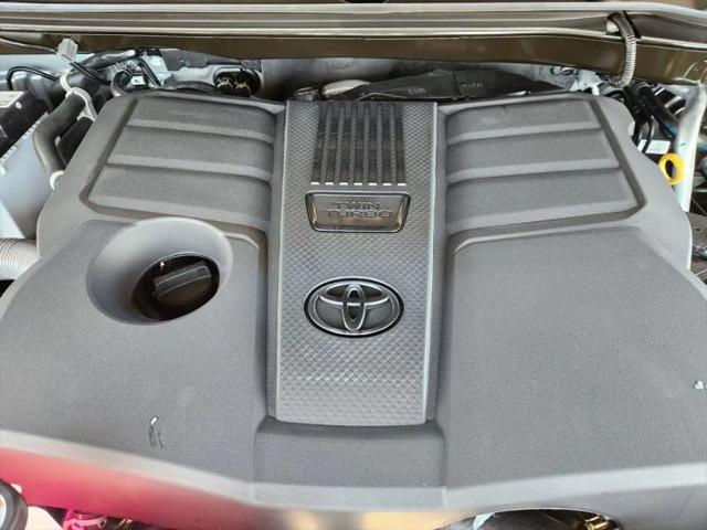 2026 Toyota Tundra Limited CrewMax 5.5' Bed