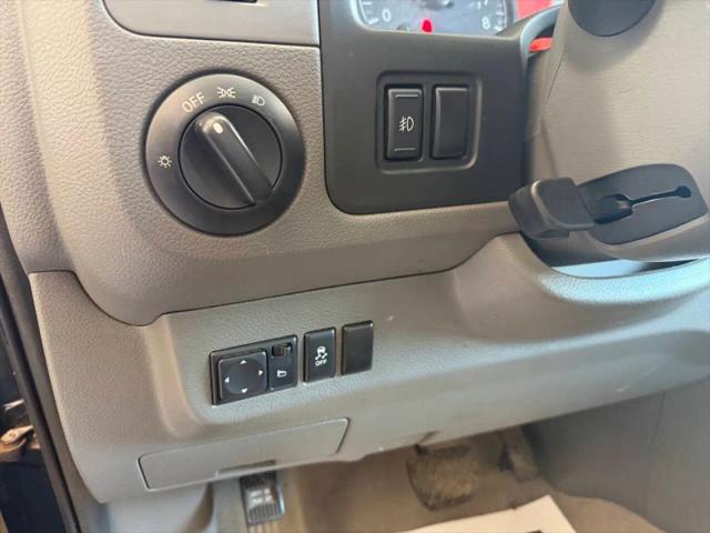 2019 Nissan 3500 SL V8