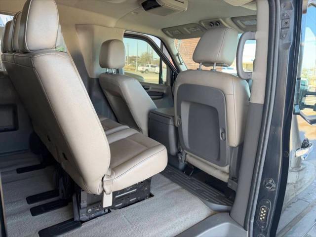 2019 Nissan 3500 SL V8