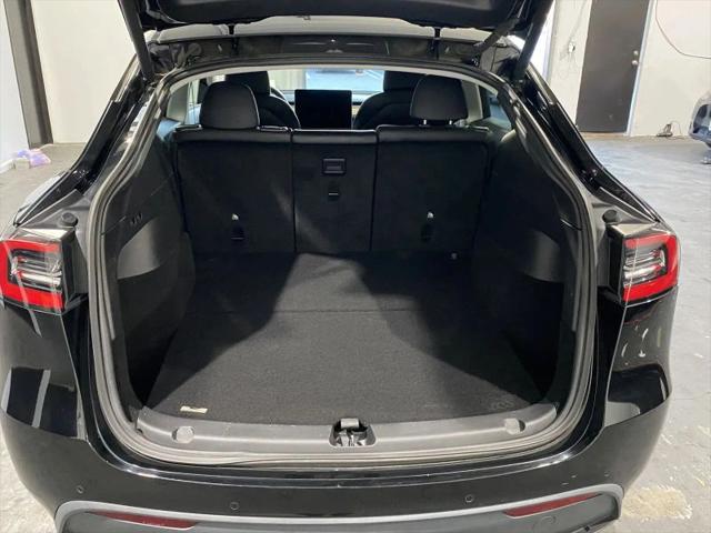 2021 Tesla Model Y Standard Range Rear-Wheel Drive