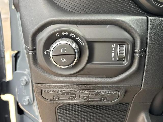 2026 Jeep Gladiator Sport