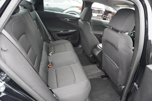 2025 Chevrolet Malibu FWD RS