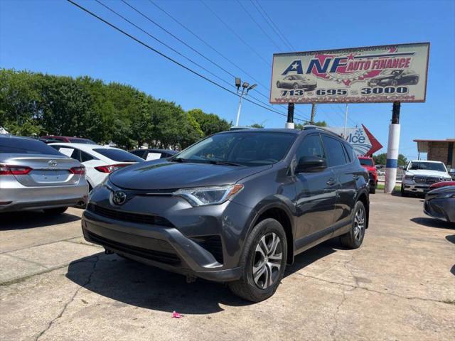 2018 Toyota RAV4 LE for sale in Houston, TX