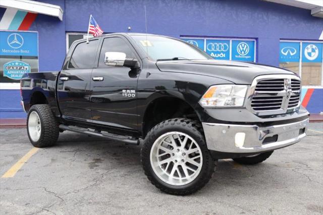 2017 Ram 1500 Big Horn Crew Cab 4x4 5'7" Box