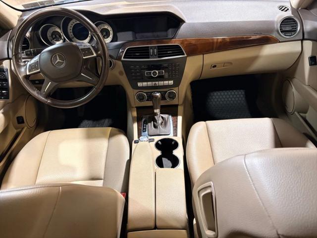 2014 Mercedes-Benz C-CLASS C 300 Luxury 4MATIC