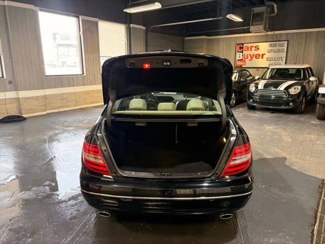 2014 Mercedes-Benz C-CLASS C 300 Luxury 4MATIC