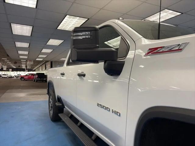 2026 Chevrolet Silverado 2500HD Crew Cab, Standard Bed, WT, 4WD