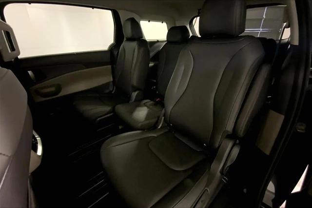 2026 Kia Carnival MPV EX