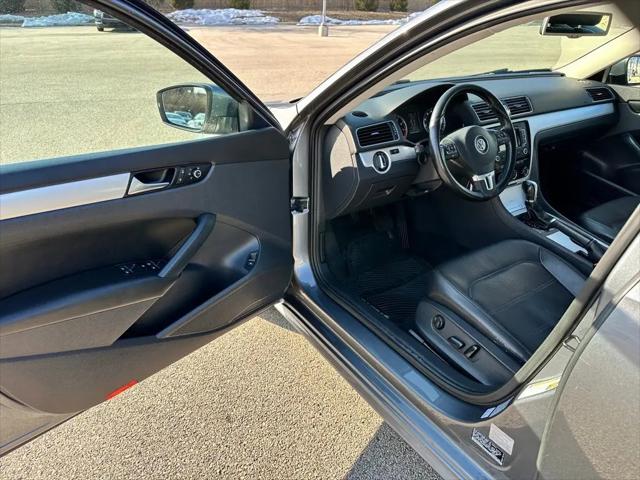 2013 Volkswagen Passat 2.5L SE