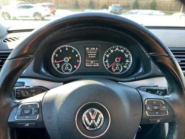 2013 Volkswagen Passat 2.5L SE
