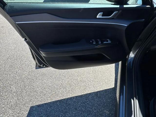 2026 Kia K5 LXS FWD