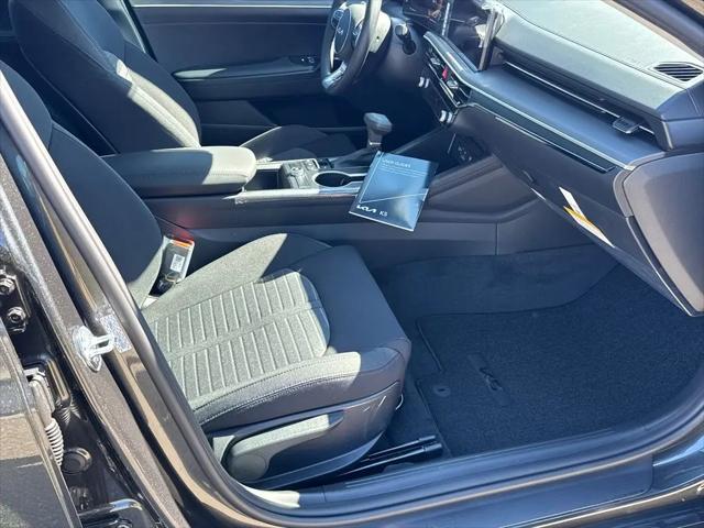 2026 Kia K5 LXS FWD