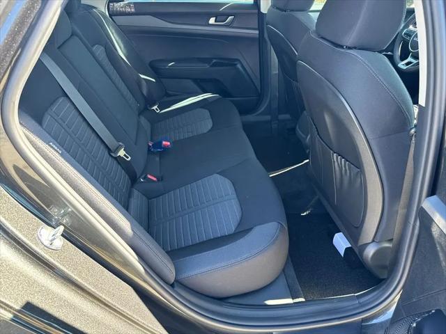 2026 Kia K5 LXS FWD