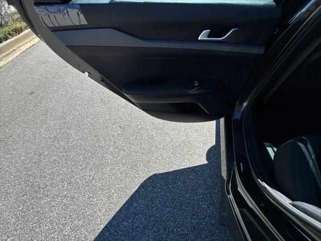 2026 Kia K5 LXS FWD