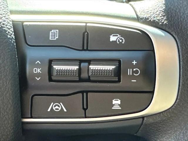 2026 Kia K5 LXS FWD