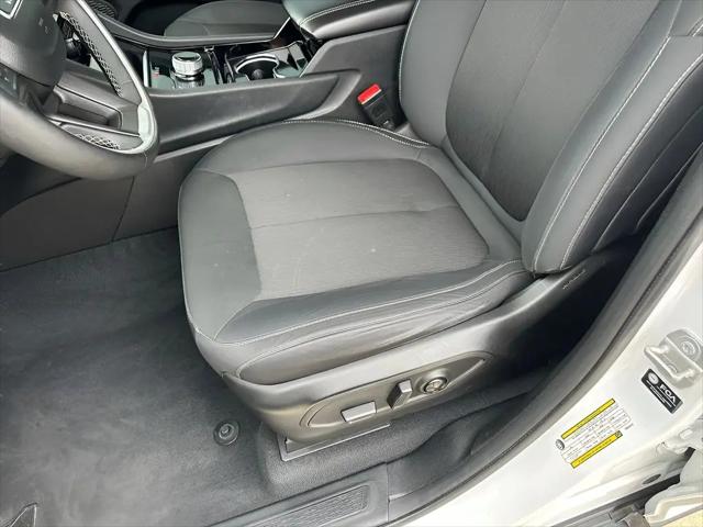 2023 Jeep Grand Cherokee L Laredo 4x4
