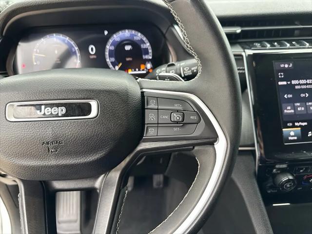 2023 Jeep Grand Cherokee L Laredo 4x4