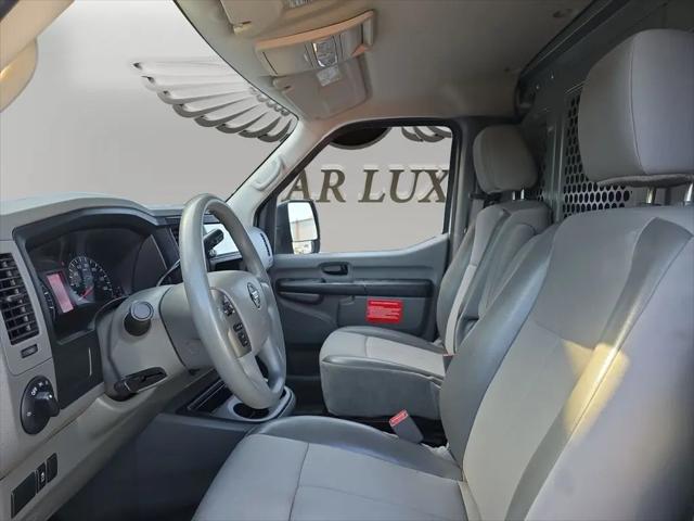 2019 Nissan 1500 S V6