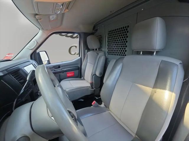 2019 Nissan 1500 S V6