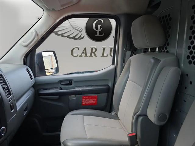 2019 Nissan 1500 S V6