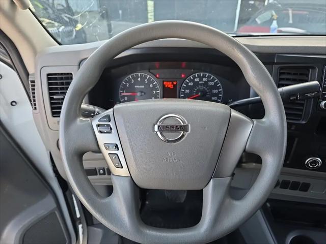 2019 Nissan 1500 S V6