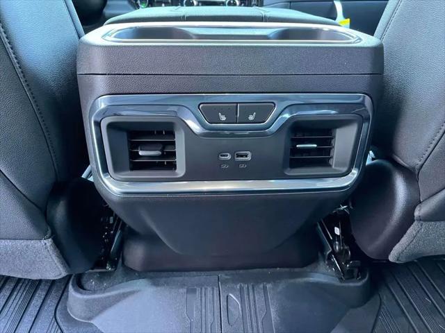 2026 GMC Sierra 1500 Crew Cab, Short Bed, SLT, 4WD