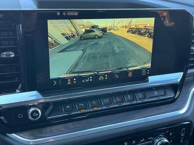 2026 GMC Sierra 1500 Crew Cab, Short Bed, SLT, 4WD