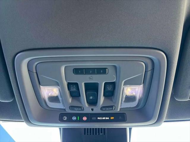 2026 GMC Sierra 1500 Crew Cab, Short Bed, SLT, 4WD