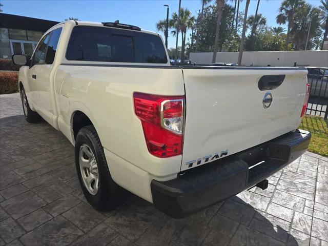2022 Nissan Titan King Cab S 4x2