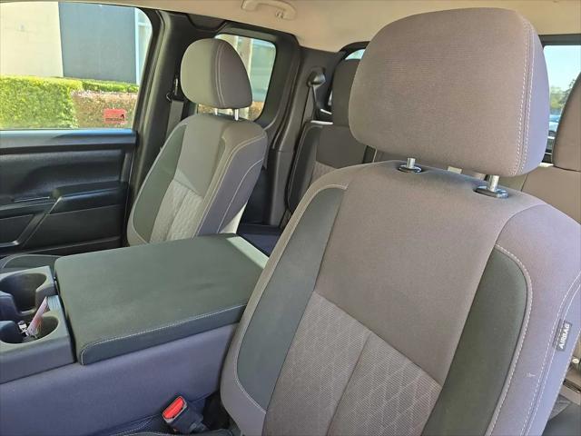 2022 Nissan Titan King Cab S 4x2