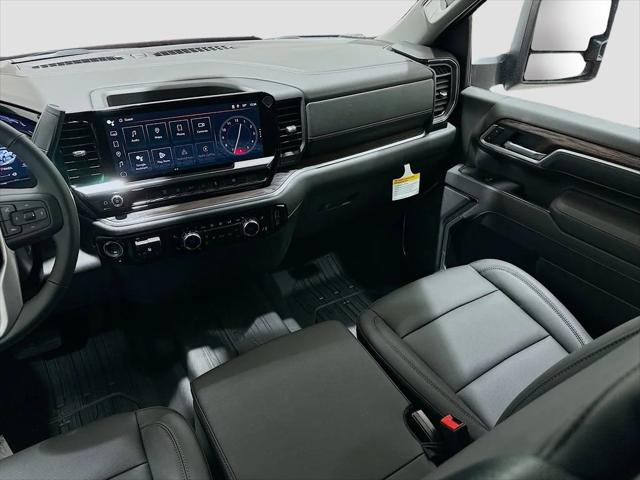 2026 GMC Sierra 3500HD Crew Cab, Long Bed, SLT Dual Rear Wheel, 4WD