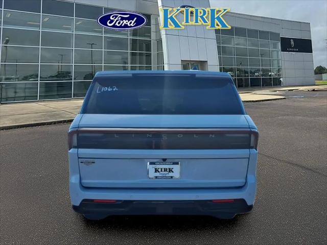 2026 Lincoln Navigator Premiere L