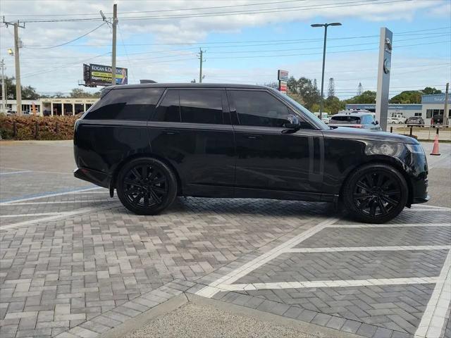2025 Land Rover Range Rover P400 SE