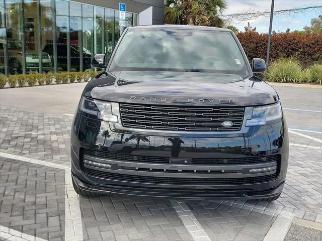 2025 Land Rover Range Rover P400 SE