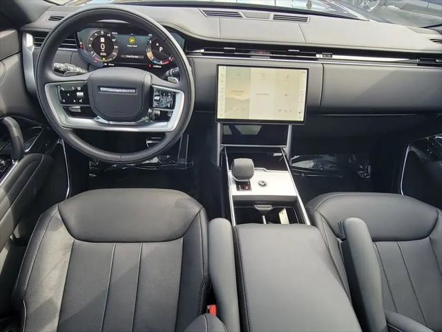 2025 Land Rover Range Rover P400 SE