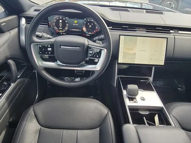 2025 Land Rover Range Rover P400 SE