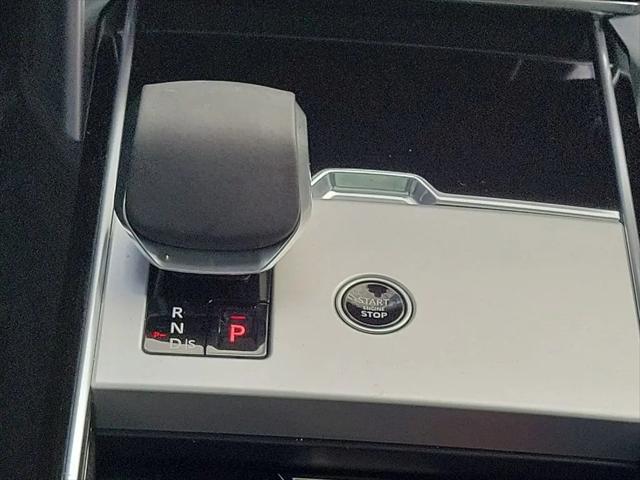 2025 Land Rover Range Rover P400 SE
