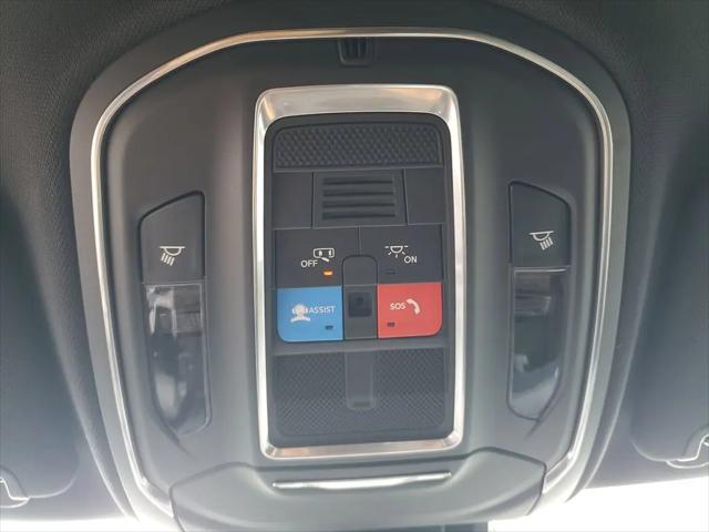 2026 Jeep Cherokee Laredo 4x4