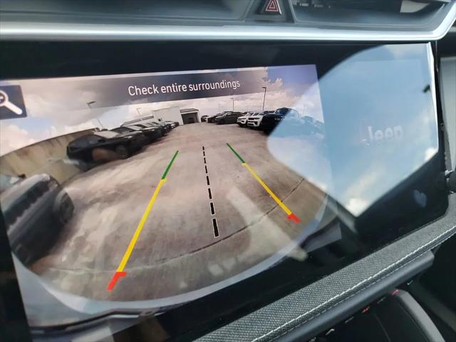 2026 Jeep Cherokee Laredo 4x4