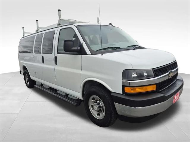 2017 Chevrolet Express LT