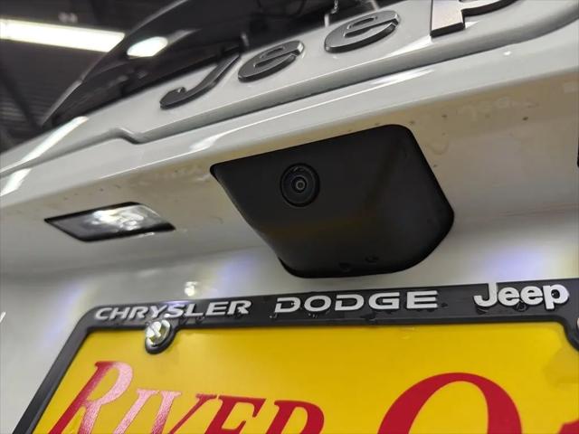 2026 Jeep Cherokee Laredo 4x4