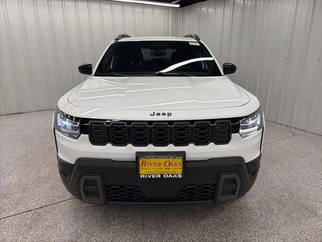 2026 Jeep Cherokee Laredo 4x4