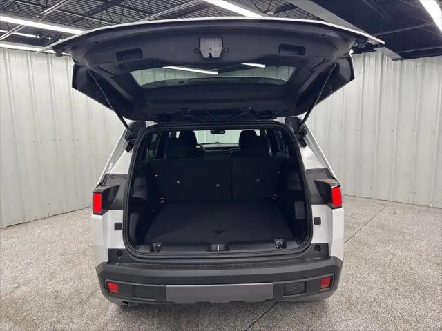 2026 Jeep Cherokee Laredo 4x4