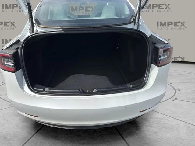 2021 Tesla Model 3 Standard Range Plus Rear-Wheel Drive