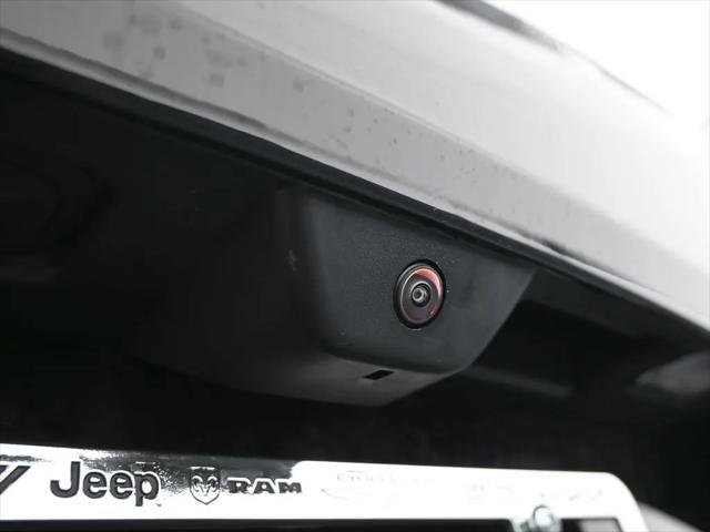 2026 Jeep Grand Cherokee L Laredo 4x2