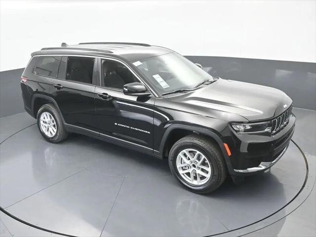 2026 Jeep Grand Cherokee L Laredo 4x2