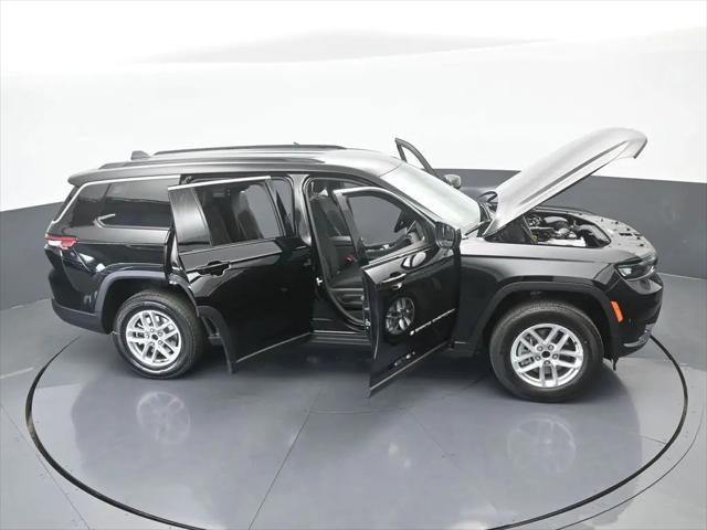 2026 Jeep Grand Cherokee L Laredo 4x2