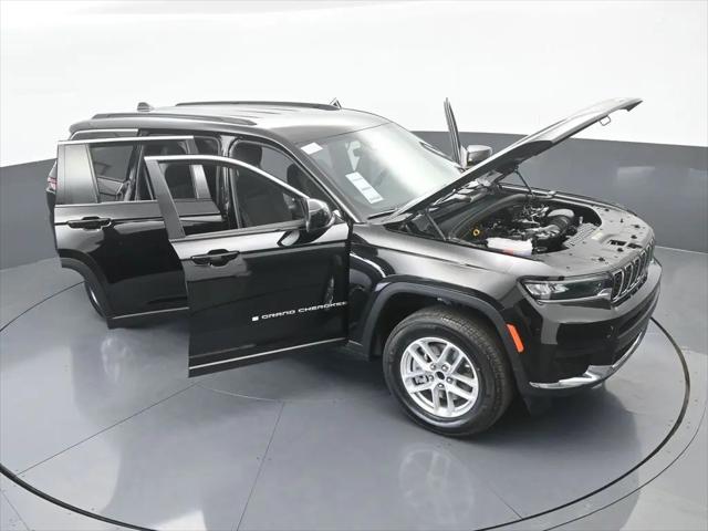 2026 Jeep Grand Cherokee L Laredo 4x2